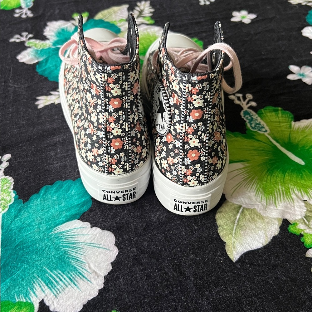 #329. Floral converse all star sneakers. Womens size 8 - Picture 2 of 8